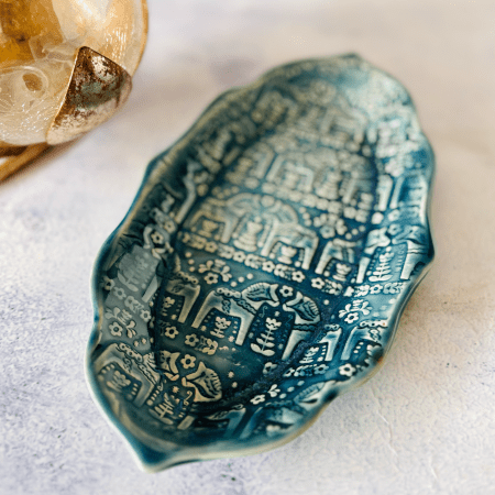 Handmade Ceramic Dark Blue Fancy Rim Platter 2- Medium