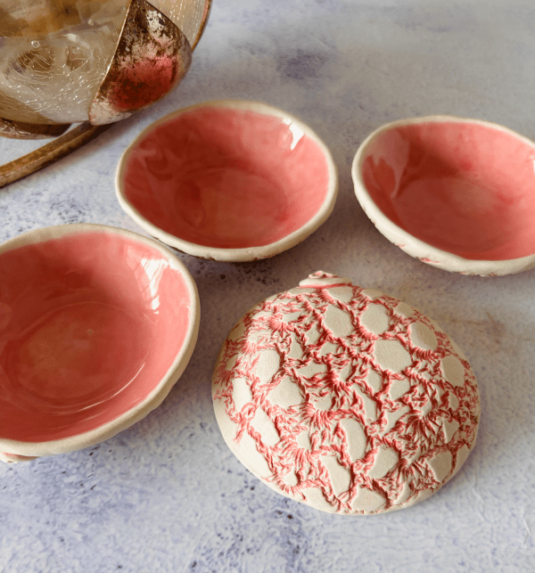 Handmade Ceramic Tiny Lace Bowls- Pink & White (Set of 4)